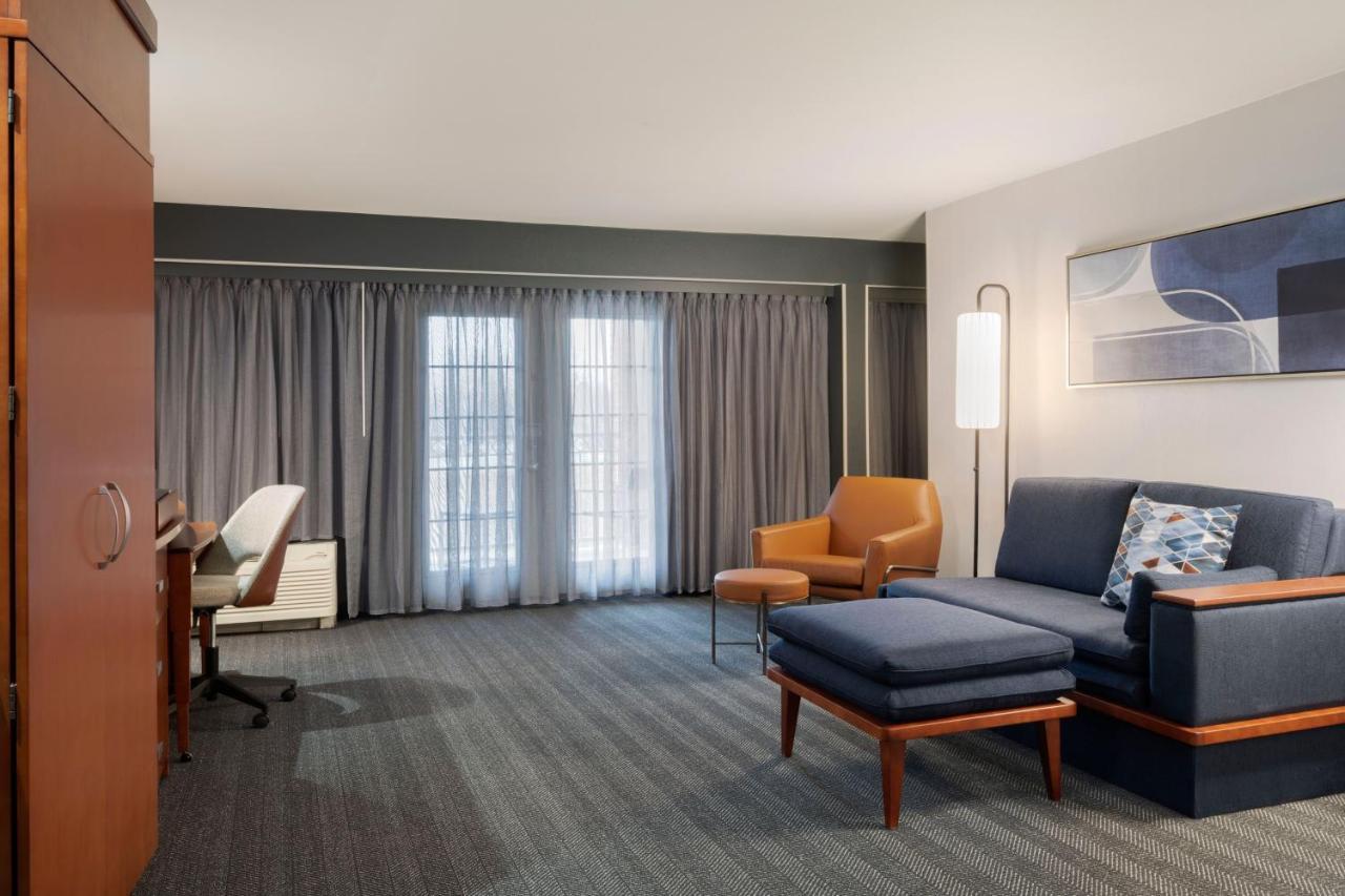 Courtyard By Marriott Columbus New Albany Hotel Buitenkant foto