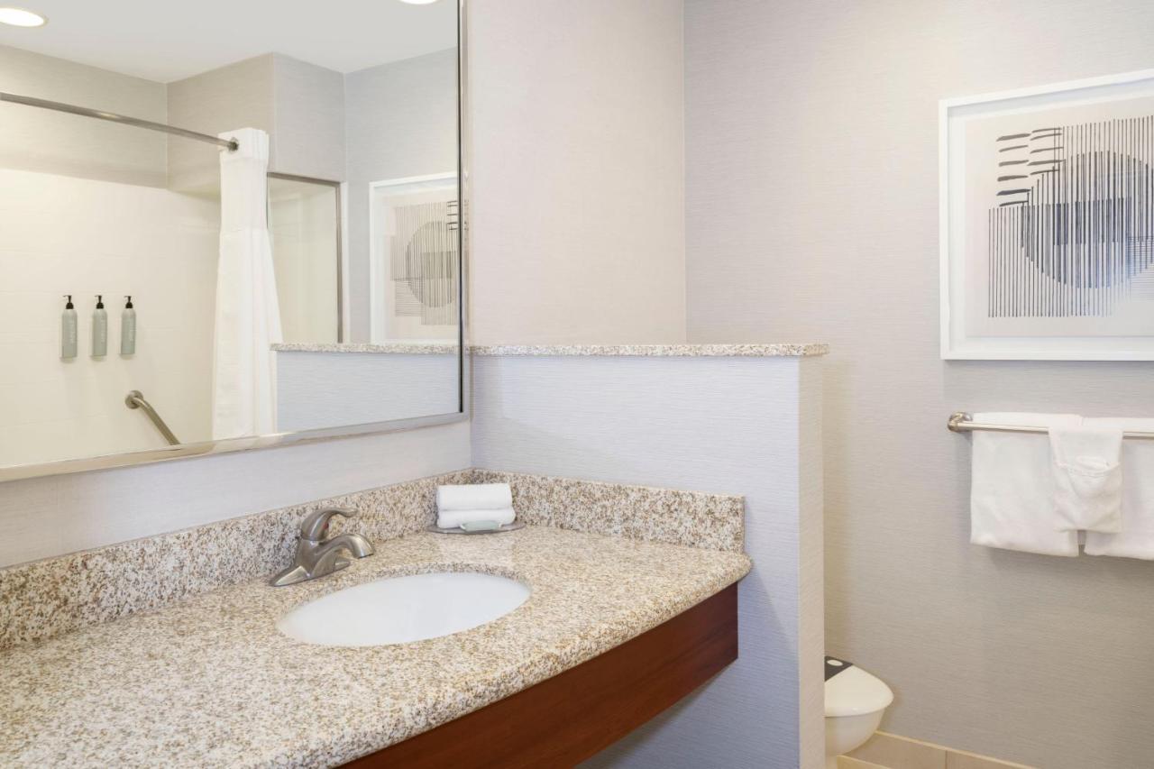 Courtyard By Marriott Columbus New Albany Hotel Buitenkant foto