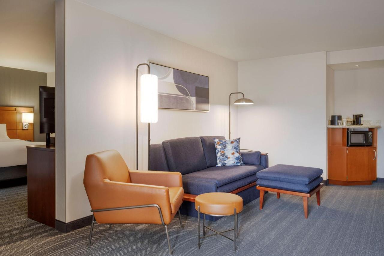 Courtyard By Marriott Columbus New Albany Hotel Buitenkant foto